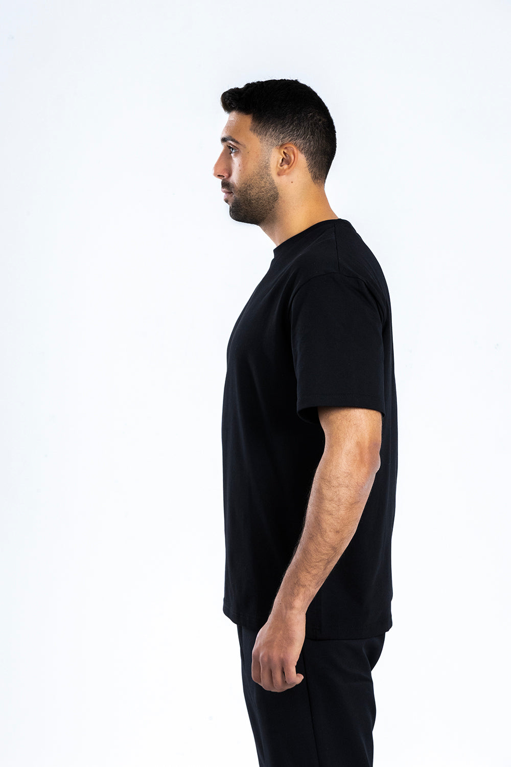 HEAVY WEIGHT T-SHIRT - black