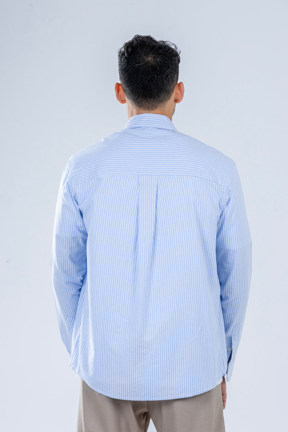 Button-up . Oxford shirt -Light Blue