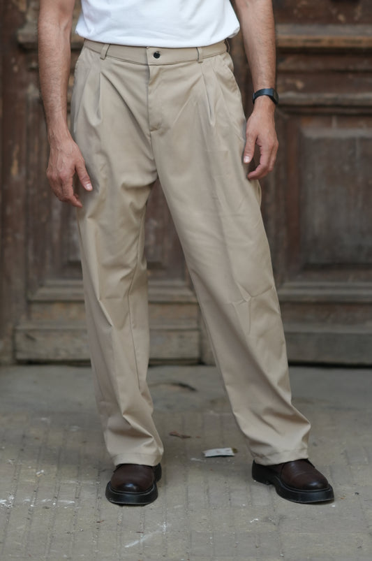 Relaxed Pleated Trousers - Beige