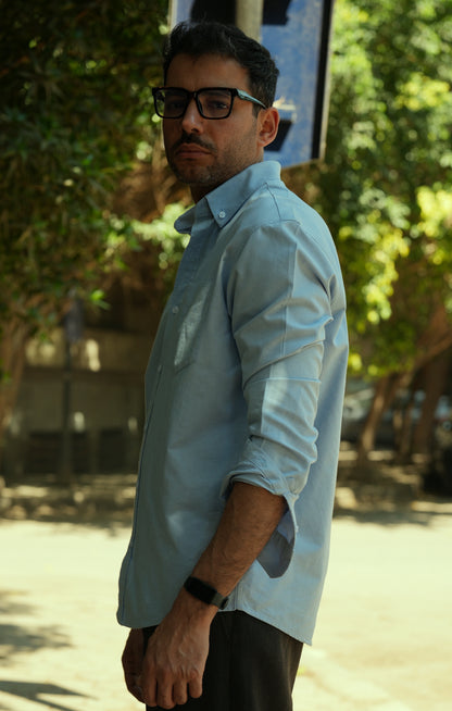 Button-up . Oxford shirt - baby Blue