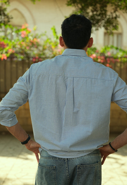 Button-up . Oxford shirt -Blue striped